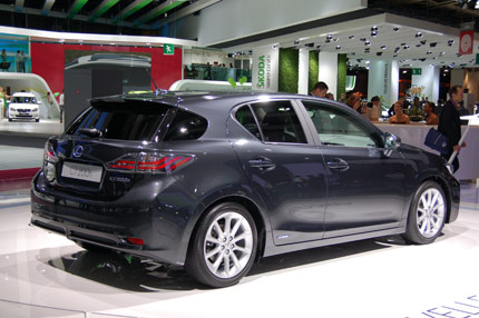 Lexus CT200h